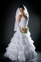 Шикарное платье для будущей прекрасной невесты