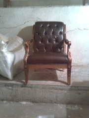 кресла кожаные производства Италия