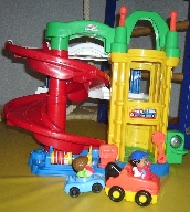 Fisher-price Пандусный гараж