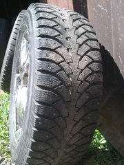 Автошина зимняя Nokian Hakapellita 4,  R16,  зимние шины Нокиан,  Диски