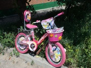 Велосипед для девочки Принцессы с корзиной и высокой спинкой. Новый!
