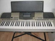 Синтезатор Yamaha psr 2000