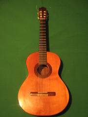 Продам мастеровую гитару (бразильский палисандр)