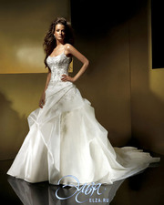 Продам свадебное платье 901 модель BENJAMIN ROBERTS