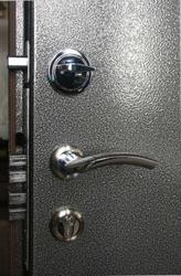 Двери металлические покрасим методом порошкового напыления