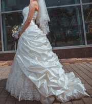 Продам эксклюзивное свадебное платье!