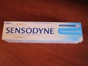 Освежающий гель Sensodyne;  средство женской гигиены Lactacyd Feminа
