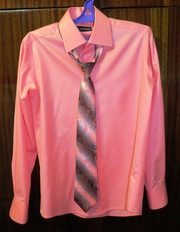 две рубашки с галстуками на выпускной