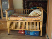 Детская кроватка для детей от рождения до 5 лет. Бу в отличном состоя