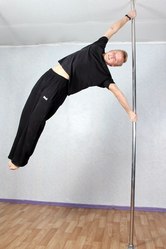 Mens pole