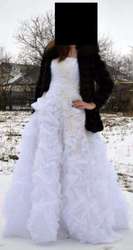 Свадебное платье не венчаное в отличном состоянии недорого