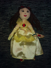очень красивая мягкая куколка -принцесса Белль 