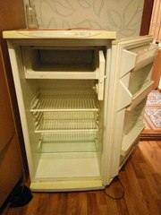Продам холодильник Днепр