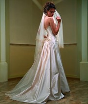 Продам фирменное свадебное платье Papilio